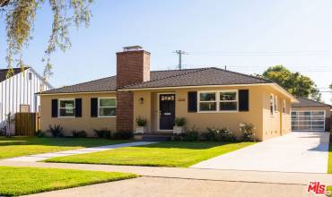 3139 Corinth Avenue, Los Angeles, California 90066, 3 Bedrooms Bedrooms, ,1 BathroomBathrooms,Residential Lease,Rent,3139 Corinth Avenue,24437523