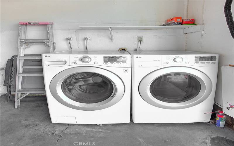 washer dryer located in garage