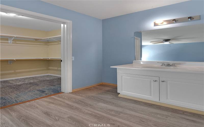 Ensuite Bathroom leading to walk in closet