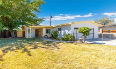 1612 E Avenue Q11, Palmdale, California 93550, 3 Bedrooms Bedrooms, ,2 BathroomsBathrooms,Residential,Buy,1612 E Avenue Q11,SR24188813