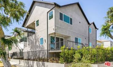 4907 1/4 W St. Elmo Drive