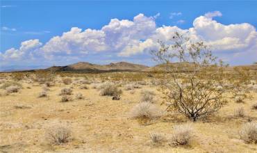 1361 Mason Dixon Road, Yucca Valley, California 92284, ,Land,Buy,1361 Mason Dixon Road,FR24190239