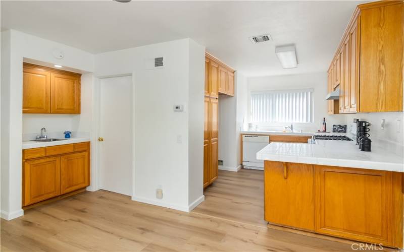 breakfast area and mini bar