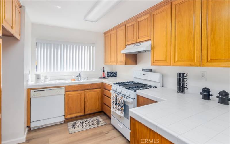 Kitchen from Breakfast area