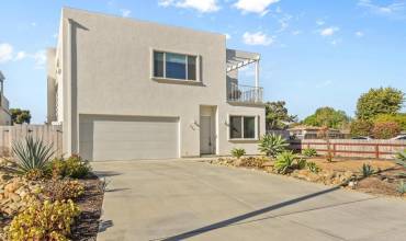 380 Date Street, Chula Vista, California 91911, 3 Bedrooms Bedrooms, ,2 BathroomsBathrooms,Residential,Buy,380 Date Street,PTP2405597