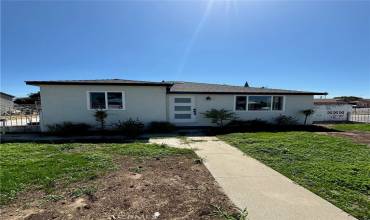 2300 E Rosecrans Avenue, Compton, California 90221, 2 Bedrooms Bedrooms, ,1 BathroomBathrooms,Residential,Buy,2300 E Rosecrans Avenue,DW24190376