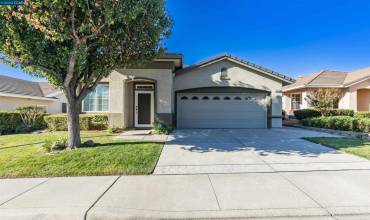 1623 Regent Dr, Brentwood, California 94513, 2 Bedrooms Bedrooms, ,2 BathroomsBathrooms,Residential,Buy,1623 Regent Dr,41073005