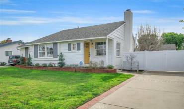 13958 Morrison Street, Sherman Oaks, California 91423, 3 Bedrooms Bedrooms, ,1 BathroomBathrooms,Residential Lease,Rent,13958 Morrison Street,SR24190449