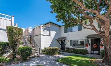 23624 Western Avenue C, Harbor City, California 90710, 2 Bedrooms Bedrooms, ,1 BathroomBathrooms,Residential,Buy,23624 Western Avenue C,PV24189717