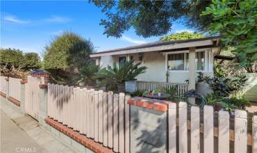 2462 Adriatic Avenue, Long Beach, California 90810, 4 Bedrooms Bedrooms, ,2 BathroomsBathrooms,Residential,Buy,2462 Adriatic Avenue,RS24190593