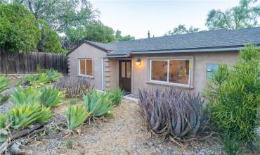 21330 Kickapoo Trail, Chatsworth, California 91311, 2 Bedrooms Bedrooms, ,1 BathroomBathrooms,Residential,Buy,21330 Kickapoo Trail,SR24173286