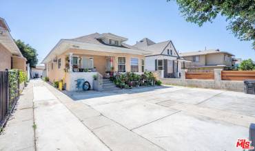 1166 E Adams Boulevard, Los Angeles, California 90011, 6 Bedrooms Bedrooms, ,Residential Income,Buy,1166 E Adams Boulevard,24436503