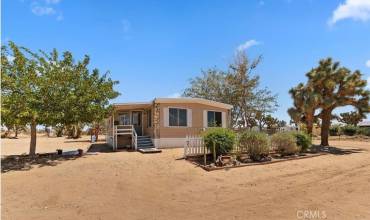 2671 Long View Road, Yucca Valley, California 92284, 2 Bedrooms Bedrooms, ,2 BathroomsBathrooms,Residential,Buy,2671 Long View Road,OC24189981