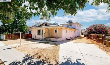 28 E 3Rd St, Tracy, California 95376, 5 Bedrooms Bedrooms, ,3 BathroomsBathrooms,Residential,Buy,28 E 3Rd St,41073043