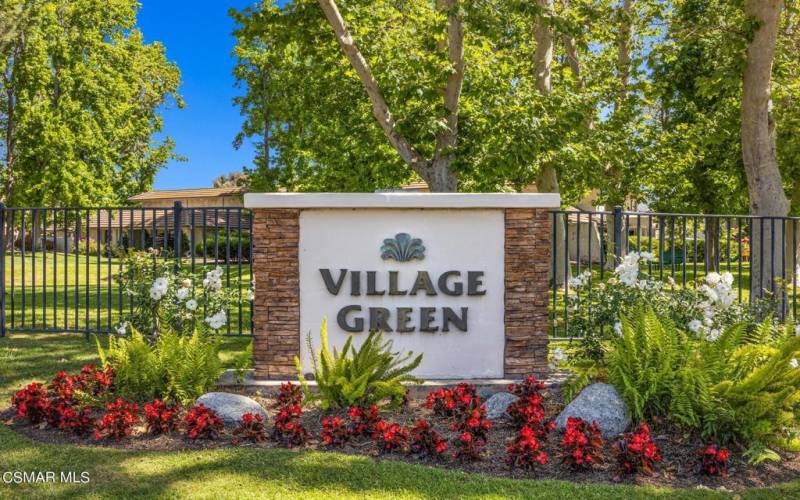 45-web-or-mls-Upmarketmedia_Village Gree