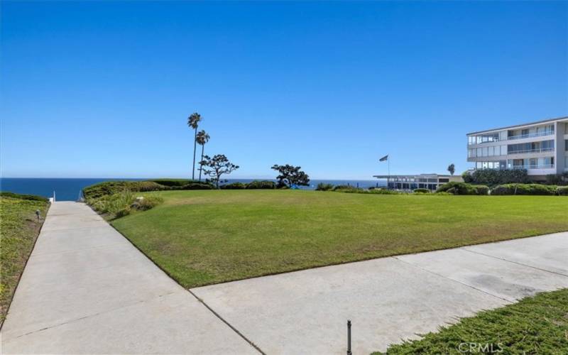 Multiple walking paths including a trail leading straight to Terranea