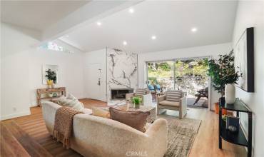 17101 Palisades Circle, Pacific Palisades, California 90272, 3 Bedrooms Bedrooms, ,3 BathroomsBathrooms,Residential Lease,Rent,17101 Palisades Circle,SR24188091