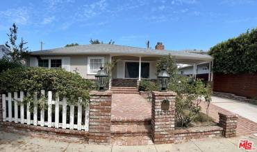 14507 W Greenleaf Street, Sherman Oaks, California 91403, 3 Bedrooms Bedrooms, ,2 BathroomsBathrooms,Residential Lease,Rent,14507 W Greenleaf Street,24438877