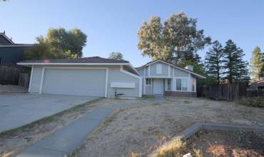 2749 Asilomar Dr, Antioch, California 94531, 3 Bedrooms Bedrooms, ,2 BathroomsBathrooms,Residential Lease,Rent,2749 Asilomar Dr,41073154