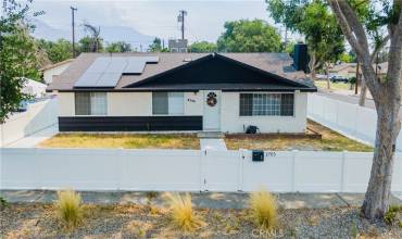 2705 Lawrence Avenue, San Bernardino, California 92404, 4 Bedrooms Bedrooms, ,2 BathroomsBathrooms,Residential,Buy,2705 Lawrence Avenue,DW24191330