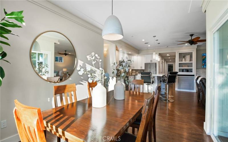 Dining area and slider to the right goes to outdoor patio.