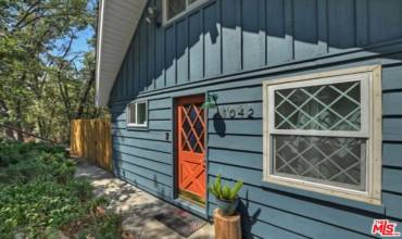 1042 Inspiration Drive, Lake Arrowhead, California 92352, 2 Bedrooms Bedrooms, ,1 BathroomBathrooms,Residential,Buy,1042 Inspiration Drive,24439725