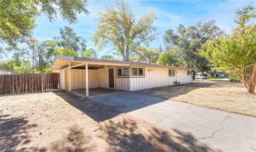 569 White Avenue, Chico, California 95926, 3 Bedrooms Bedrooms, ,1 BathroomBathrooms,Residential,Buy,569 White Avenue,SN24187053