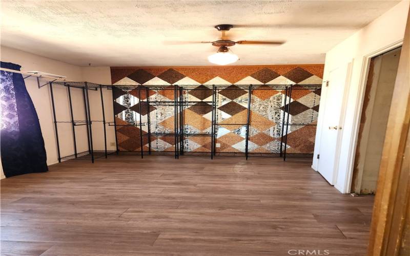 Bonus Room-Laundry Area