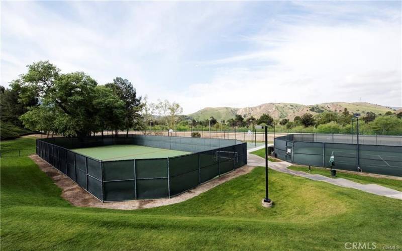 Association Tennis Court