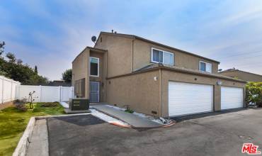 648 S Azusa Avenue 16, Azusa, California 91702, 2 Bedrooms Bedrooms, ,2 BathroomsBathrooms,Residential,Buy,648 S Azusa Avenue 16,24439986