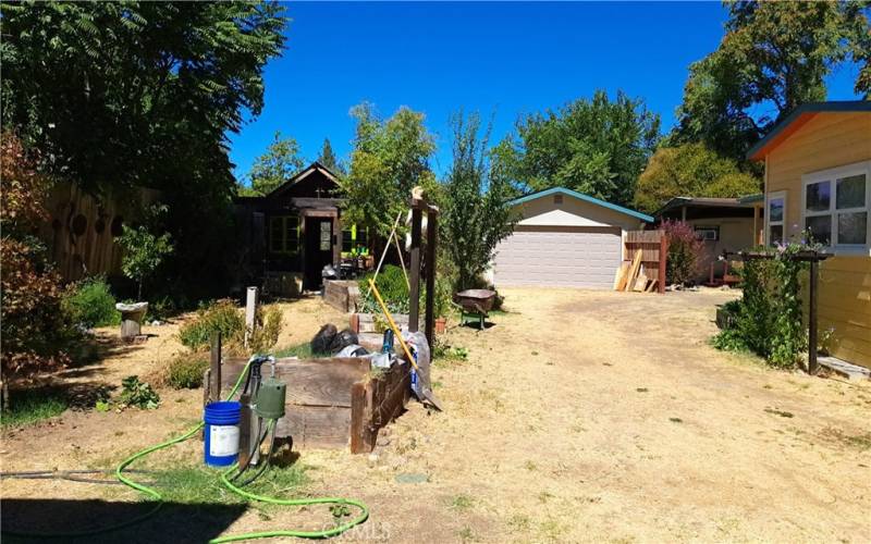 Two car garage, and garden shed

photo taken by owner