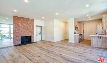 8903 Harratt Street F, West Hollywood, California 90069, 1 Bedroom Bedrooms, ,1 BathroomBathrooms,Residential Lease,Rent,8903 Harratt Street F,24439125