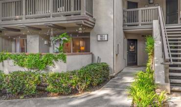 155 N Cross Creek Road H, Orange, California 92869, 1 Bedroom Bedrooms, ,1 BathroomBathrooms,Residential,Buy,155 N Cross Creek Road H,PW24192216