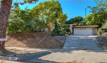 15901 Del Prado Drive