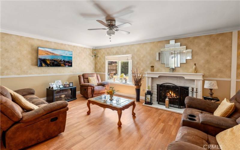 Large living room with a lovely bay window!