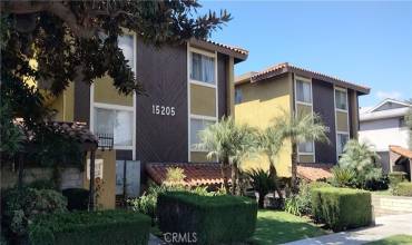 15205 S Budlong Avenue 9, Gardena, California 90247, 2 Bedrooms Bedrooms, ,3 BathroomsBathrooms,Residential,Buy,15205 S Budlong Avenue 9,WS24192242