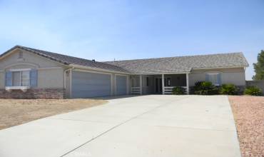 13270 Paraiso Road, Apple Valley, California 92308, 3 Bedrooms Bedrooms, ,2 BathroomsBathrooms,Residential,Buy,13270 Paraiso Road,IV24192687