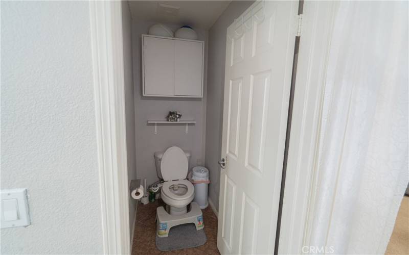 Master's Toilet