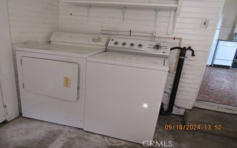 washer & dryer