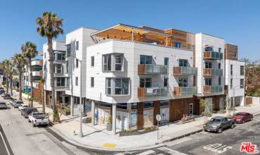 3223 Wilshire Boulevard 101, Santa Monica, California 90403, ,1 BathroomBathrooms,Residential Lease,Rent,3223 Wilshire Boulevard 101,24440549