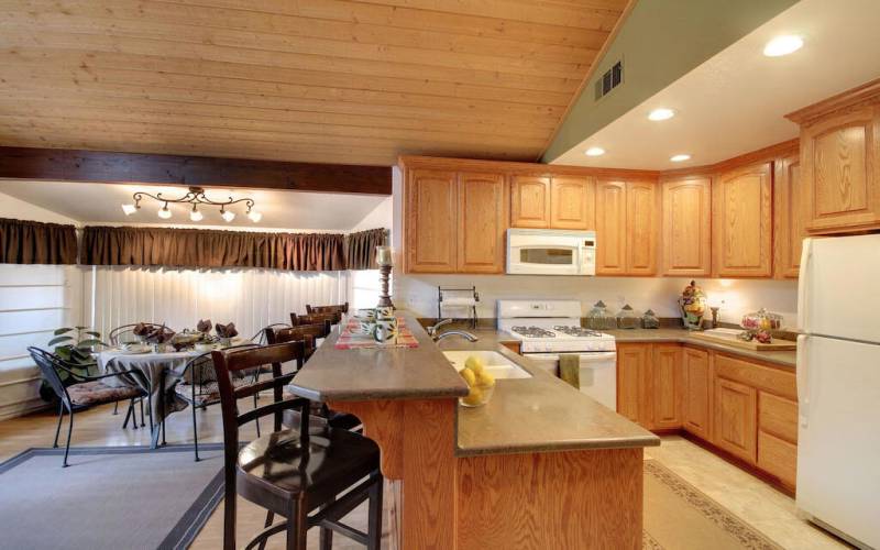 dining-area--kitchen-2_54001370439_o