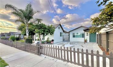 841 E Eagle Street, Long Beach, California 90806, 3 Bedrooms Bedrooms, ,3 BathroomsBathrooms,Residential,Buy,841 E Eagle Street,DW24193304