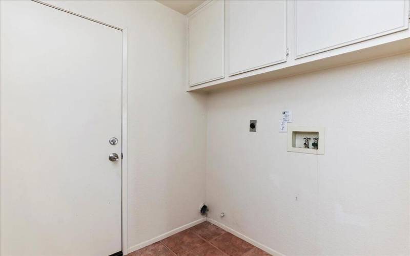 26-Laundry Room