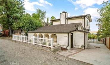 17530 Hayes Avenue, Lake Elsinore, California 92530, 3 Bedrooms Bedrooms, ,2 BathroomsBathrooms,Residential,Buy,17530 Hayes Avenue,SW24193447