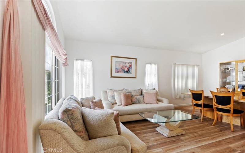 Living Room w/ Vaulted Ceiling