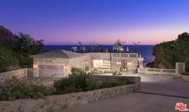 32852 Pacific Coast Highway, Malibu, California 90265, 4 Bedrooms Bedrooms, ,4 BathroomsBathrooms,Residential Lease,Rent,32852 Pacific Coast Highway,24372469