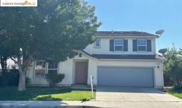 1638 Marina Way, Brentwood, California 94513, 4 Bedrooms Bedrooms, ,3 BathroomsBathrooms,Residential,Buy,1638 Marina Way,41073443