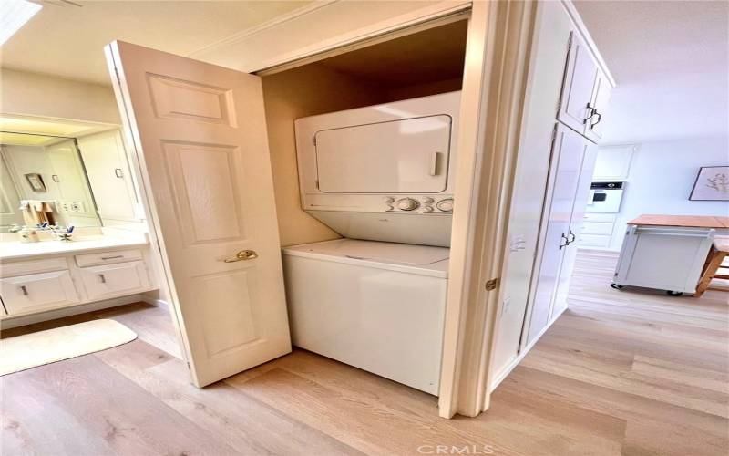 Stackable washer/dryer in master bath