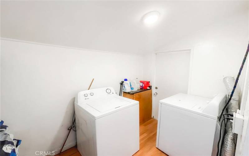 Laundry room. Door to back yard.