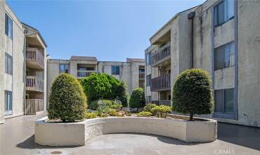 1610 Neil Armstrong Street 212, Montebello, California 90640, 2 Bedrooms Bedrooms, ,2 BathroomsBathrooms,Residential,Buy,1610 Neil Armstrong Street 212,DW24182325